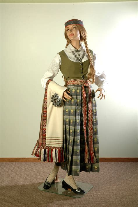 Pin By Ilze D On Latvia Traditional Outfits Folk Costume Folk Clothing