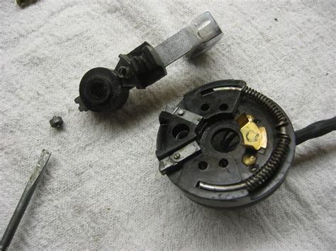 Parking, neutral, & back up lamp switch connector (1). Steering/Trafficator - Valve Chatter