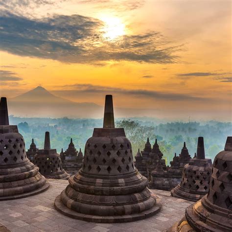 Jarak tempuh dari kota magelang adalah sekitar 19 kilometer dengan waktu tempuh sekitar setengah jam. Harga Tiket Masuk Wisata Candi Borobudur Magelang Tahun ...
