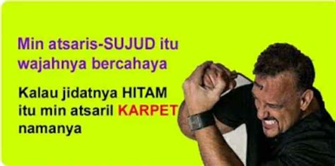 Ternyata memiliki jidat hitam itu tidak baik dan tidak dianjurkan karena sebagian ulama meyatakan itu tanda khawarij yg ingin dikenal sebagai ahli ibadah. Jidat Hitam Tanda Riya dan Khawarij