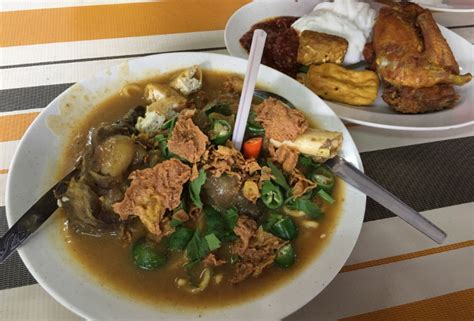 Restoran zz is renowned for its famous mee rebus tulang gearbox and sup tulang. These Mee Rebus Are Sure to Warm Up Your Tummies and Make ...