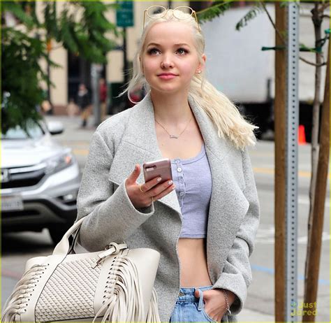 Dove Cameron Writes In Her Diary A Lot Photo 1073777 Photo Gallery