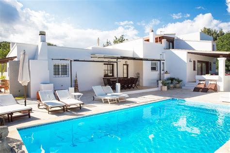 Ibiza sabors 2021 + ibiza, open for holidays + the ibiza museum of contemporary art celebrates its 50th anniversary Ibiza villa rental discount week 13 cuts selected prices ...