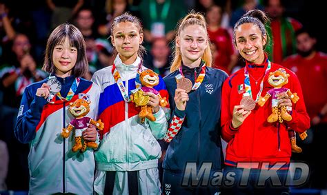 En una emocionante ceremonia, y luego de escuchar los himnos de grecia y argentina como también el olímpico, el presidente del comité olímpico . Juegos Olímpicos de la Juventud, Buenos Aires 2018 - Taekwondo