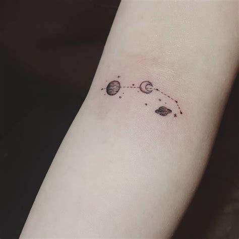 Thanks to its governing planet, mars and the point that it relates to the element of fire (just like leo and sagittarius). Aries Tattoo Ideas for Men and Women: Design Inspirations ...