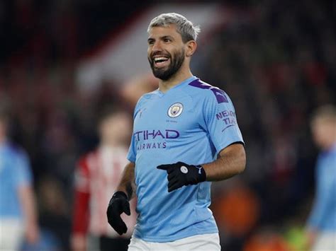 سيرجيو أجويرو سيتي no10 كرة قدم للأطفال المشجعين تي شيرت. تقارير: ريال مدريد يصارع إنتر ميلان ويتواصل مع وكيل أجويرو - بطولات