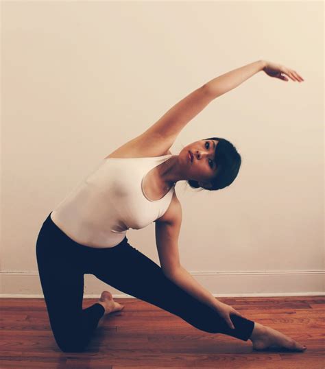 Yoga for Runners: 8 Deep Stretches for Long Legs |Peaceful ...