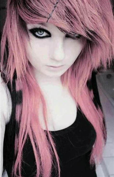 119 Expressive Emo Hair Options To Try For A Cool Appeal Emo Hair