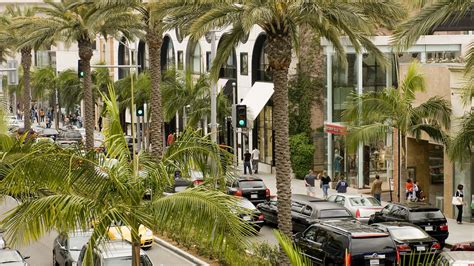 Scroll down for all beverly hills city hall images. Beverly Hills City Council Votes for Developing a ...