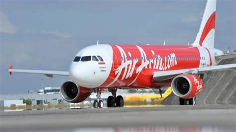 What is the recovery in tourism like? Bali AirAsia passengers left without luggage after ...