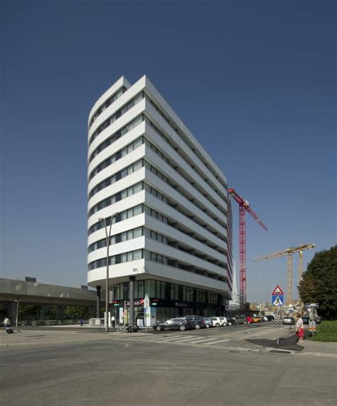 904 MESSE CARRE NORD_ROOM 4 RENT - Freimüller Söllinger ...