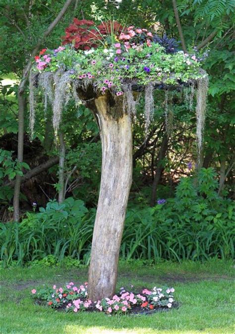 45 Amazing Ideas With Recycled Tree Trunks
