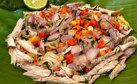 Maybe you would like to learn more about one of these? Ayam Suwir Sambal Matah - Minyak Goreng Sunco