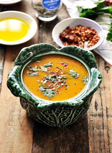 Pie pumpkins, eating pumpkins and winter squashes come in a huge variety of shapes, colors, sizes, textures and flavors. 3 Ingredients Pumpkin Soup - Fuss Free Cooking