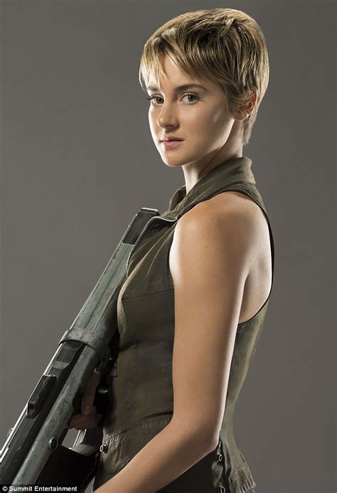 Born in san bernardino, california, and raised in simi valley. Sarit's Blog: Is Appleseed: Alpha's Deunan modelled after ...