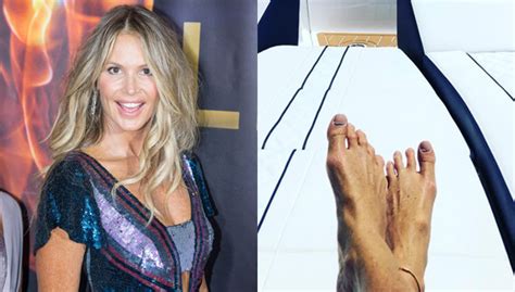 Celebrities With Weird Feet Pics Of Kim Kardashian And More Hollywood Life