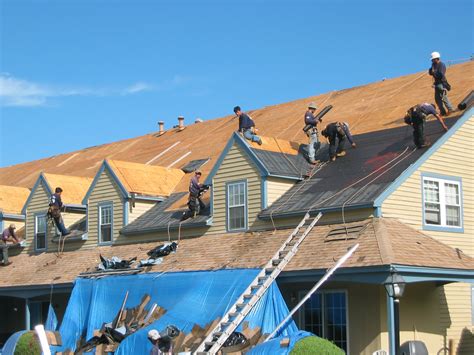 What You Can Expect From A Peak Roofing Installation - Hamilton Roofing ...
