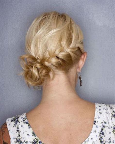 Chignons Bas Adopter Coiffures Cheveux Courts Chignon Cot