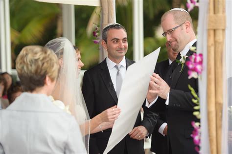 One of the pieces that felt really personal at our wedding was that we planned a traditional jewish wedding ceremony. Rabbi Jason Miller - Jewish Wedding Officiant