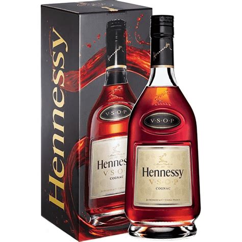 Hennessy Vsop Cognac Limited Edition T Pack With 50 Ml Black 700ml Ph