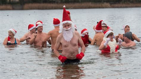 Swimmers Brave Freezing Temperatures For Christmas Dip Sky News Australia