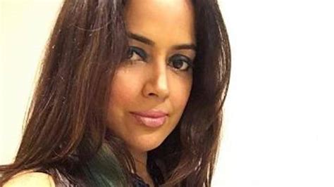 sameera reddy says bollywood shunned her ‘everyone vanished no one was there bollywood