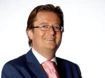 Marc coucke was born on january 27, 1965 in belgium (55 years old). MARC COUCKE: "In een presidium leer je veel, en je ...