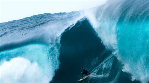 Mark Mathews On Surfing The Right In West Australia Unbelievable Photo