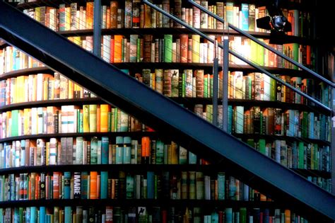 Contro la lazio la juventus stile juventus, rubrica sul mondo juve a cura di nicola de bonis in studio quintiliano giampietro ospiti: QPA - Un milione di euro per il finanziamento di biblioteche
