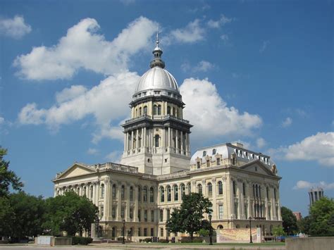 The illinois state capitol, located in springfield, illinois, houses the legislative and executive branches of the government of the u.s. Illinois State Capitol - Springfield, IL_IMG_6594 - a ...