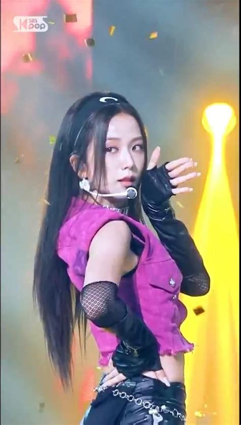 Do not open' out april. jisoo fancam how you like that stage mix Video in 2021 ...