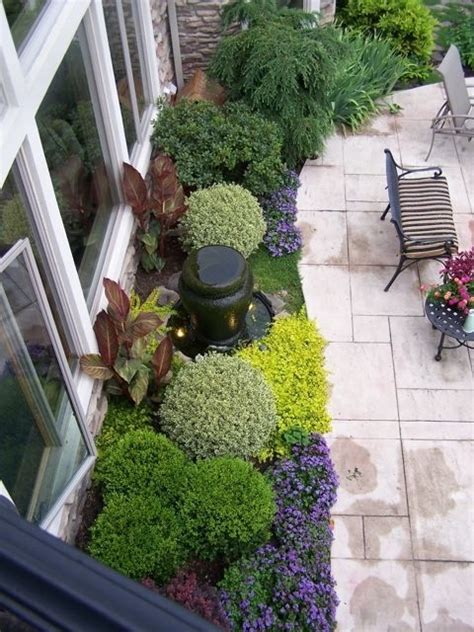 Multiple levels, walkways, and water features can become obstacles when mowing, weeding, or. Turn Your Side Yard Into Something Incredible - Modernize