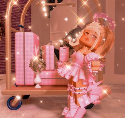 View 16 Aesthetic Outfits Cute Royale High Edits - Floral Wallpaper