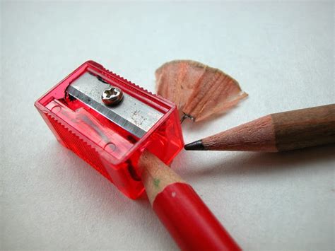 Gambar Teknik Mesin Pensil Untuk Menggambar Teknik
