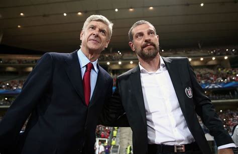 Foul by anel ahmedhodzic (malmö). Besiktas vergeet trekker over te halen tegen Arsenal | Het ...