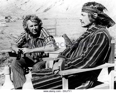 Ver pelicula chato el apache online completa ~ ver online chato el apache pelicula completa español latino y subtitulada después pardon chato, un mestizo, mató a un mariscal de eeuu en defensa propia, una pandilla lo persigue, pero a medida que los voluntarios blancos avanzan en. CHATO'S LAND (1972) RENEGADO VENGADOR / CHATO EL APACHE ...