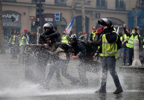 French Police Used Tear Gas And Water Cannons On Protesters In Paris