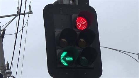 Led 5 Aspect Australian Aldridge Traffic Light Geelong West Youtube