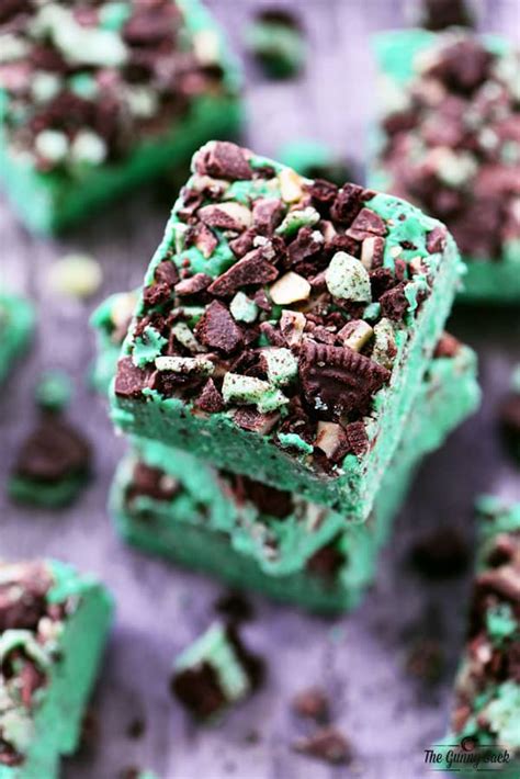 This mint oreo fudge is the perfect easy treat recipe for mint oreo lovers, made green for st. Chocolate Mint Oreo Fudge - The Gunny Sack
