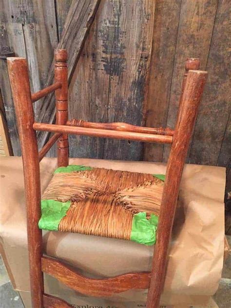 Giving a vintage ladder back chair a makeover has never been so easy. How to Paint the Perfect Ladder Back Chair the Easy Way ...