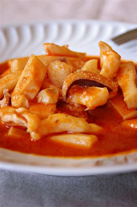 Con le semplici proposte cucchiaio d'argento potrete creare ottimi piatti di gran successo. Seppie in umido — Mamma Papera