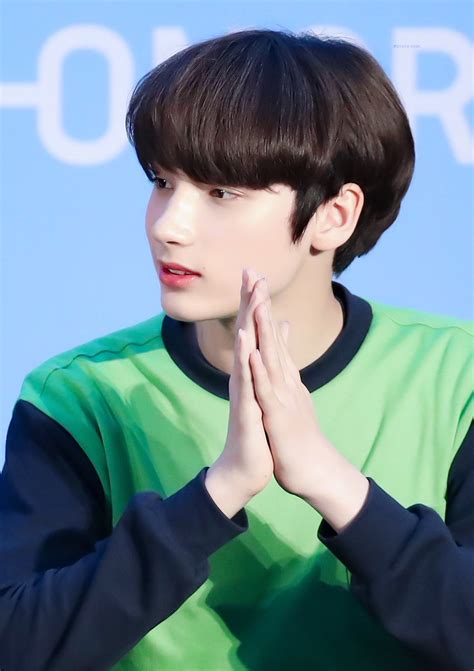 Txt (tomorrow x together) (투모로우바이투게더). TXT's Hueningkai Is Over Yeonjun And Soobin's Affection ...