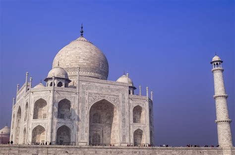 Premium Photo Taj Mahal Is Monument Of Love And 1 Of 7 Wonders Of The