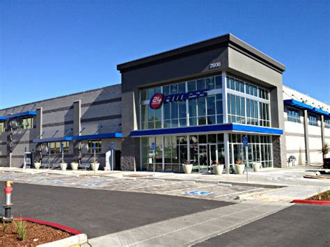 Bet you can guess based on the name, but this chain offers 24/7 access and has various levels of club (active, sport, super. Walnut Creek 24 Hour Fitness Super Sport Grand Opening Jan ...