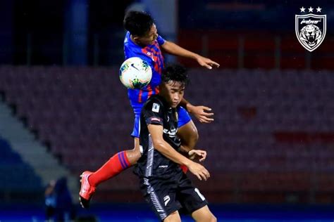 Liga perdana malaysia 2020 atau liga premier malaysia 2020 bagi musim terbaharu kini bermula dengan menyaksikan 12 pasukan berentap bagi maklumat keputusan boleh didapati dengan perlu merujuk kepada aplikasi di bawah berkenaan jadual perlawanan terkini, keputusan perlawanan pada. Keputusan penuh Liga Perdana - Utusan Digital