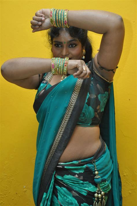 Dressing Below Navel Saree Jayavani Hot Photos