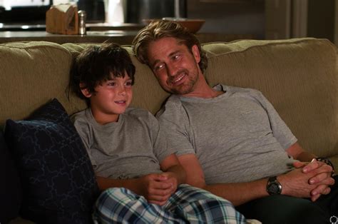 After scoring phenomenal box office success with 300, gerard butler has taken an interesting turn as seen in his latest, playing for. Gerard Butler & Noah Lomax in "Playing For Keeps" (con ...