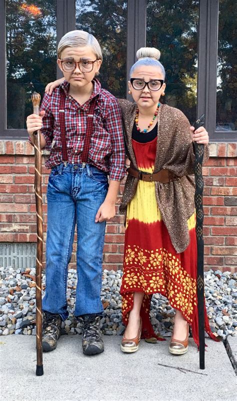 My grandpa like listen musik; DIY Old Age Grandpa Grandma makeup costume old couple Bill ...