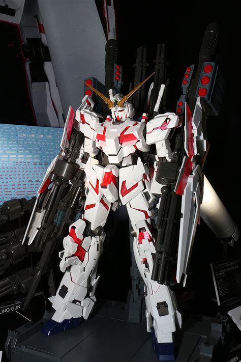 5 / 5 576 мнений. Perfect Grade RX-0 Unicorn Gundam Updated | CollectionDX
