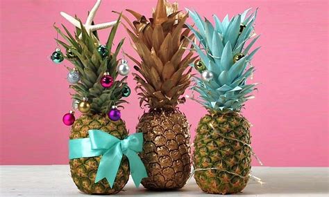 Pineapple Christmas Tree For Ones Who Like To Experiment